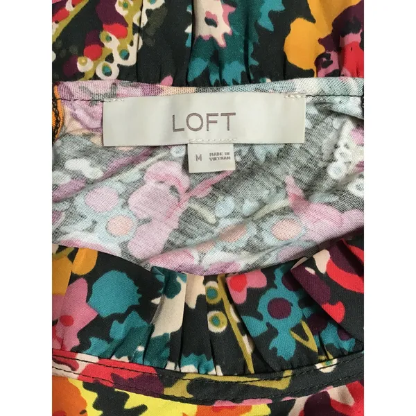 Women’s Loft Ruffle Mock Neck Multicolor Sleeveless Floral Size Medium - Image 3