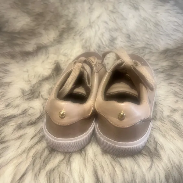 Women’s Beige Lace-Up Sneakers Size 8.5 - Image 6