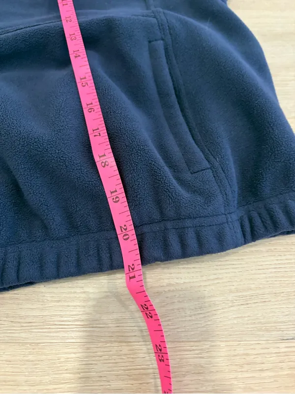 Athleta Navy and Blue Quarter Snap Fleece Size Medium - Image 8