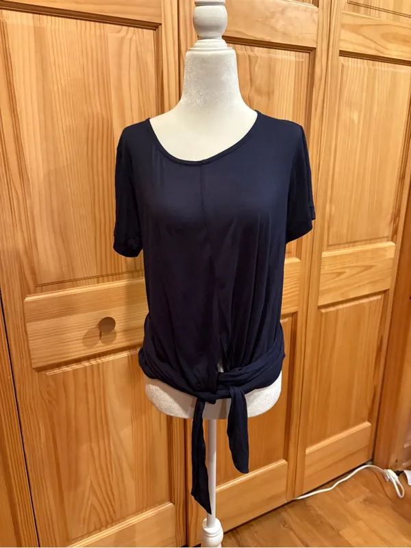 J.Crew short-sleeve tie-front knit top navy style G5714 size M NWT - Image 2