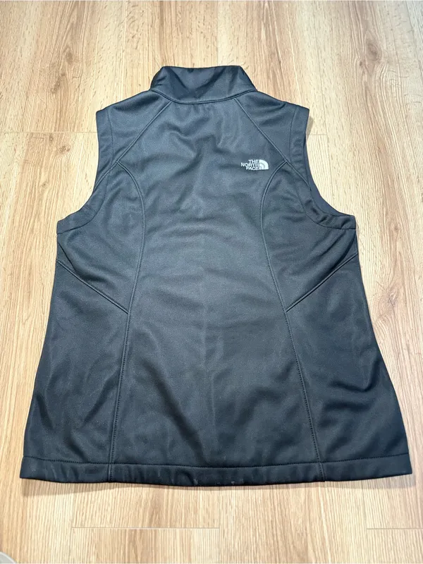 The‎ North Face Women's Black Softshell Vest - Image 4