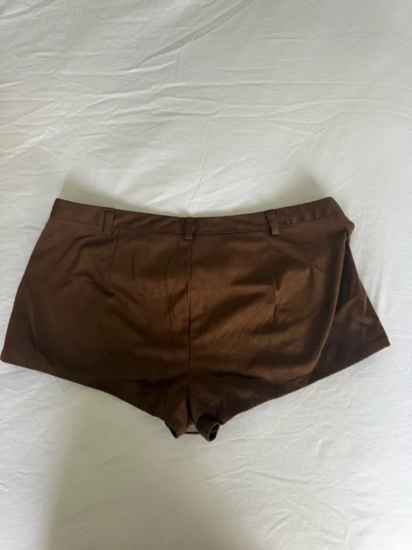 edikted suede western micro mini shorts - Image 2