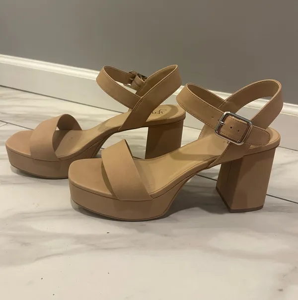 Y-Not Macey Platform Dress Sandals Dark Nude - Image 4