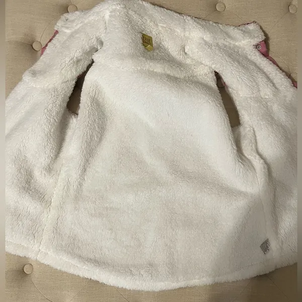 True craft Pink Vest. New without tag. - Image 3