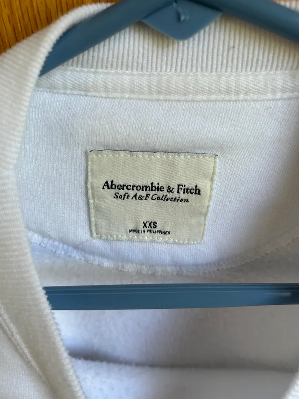 Abercrombie White Graphic Crewneck - Image 3