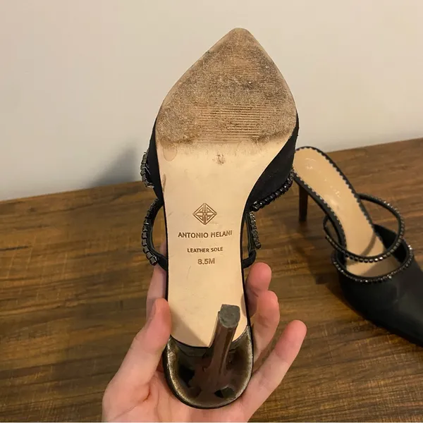 Antonio Melani Black Pointed Toe Heels size 8.5 - Image 4