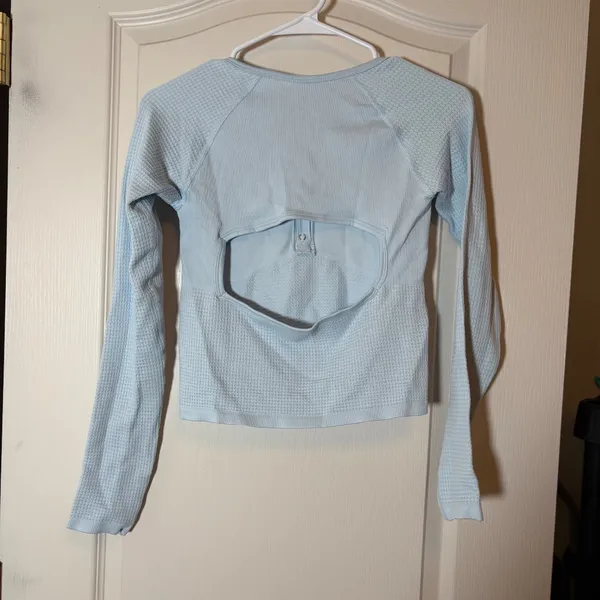 Bail Out Crop Thermal Knit Top. NWT Size Large. - Image 7