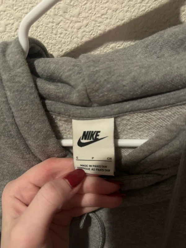 Nike Gray Sweatshirt Hoodie - Image 3