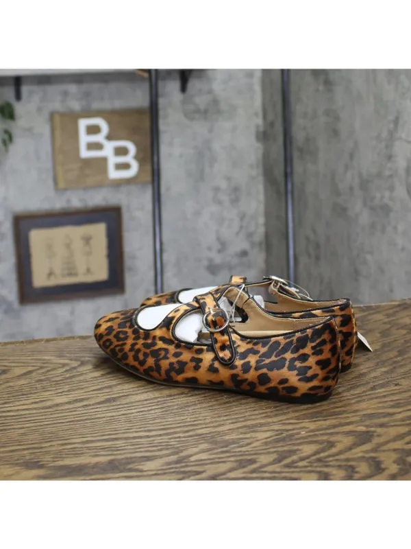 NWT A New Day Print Velvet Flats with Adjustable Strap Leopard Brown Multi 6.5M - Image 3