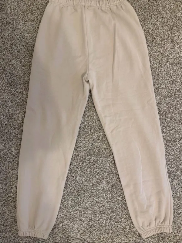 ALO Yoga Joggers - Image 4