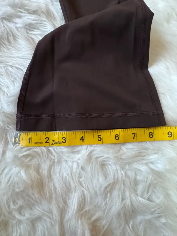 Lululemon Size 4 Align V-Waist Mini-Flare Pant in Espresso - Image 11