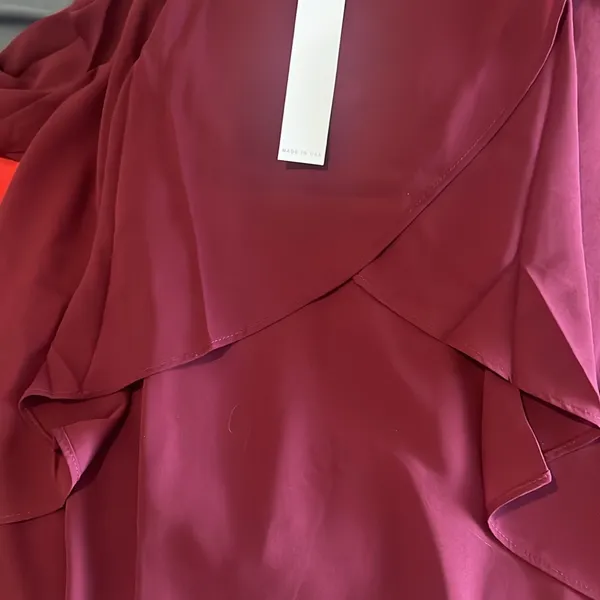 Three Eighty Two burgundy Melania cold -shoulder mini dress NWT - Image 4