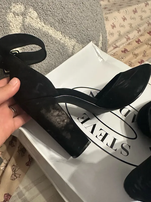 Steve Madden Heels Black - Image 3