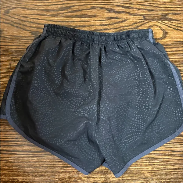 Reebok Women's Dark Gray Athletic Shorts - Image 4