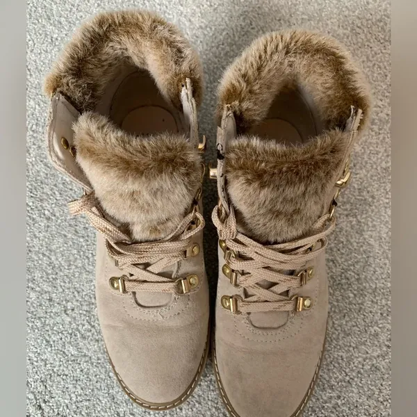 Ana Nelson Fur Lace Up Boots Hiking Sherpa Cream Beige Memory Foam Size 7.5 8 - Image 9
