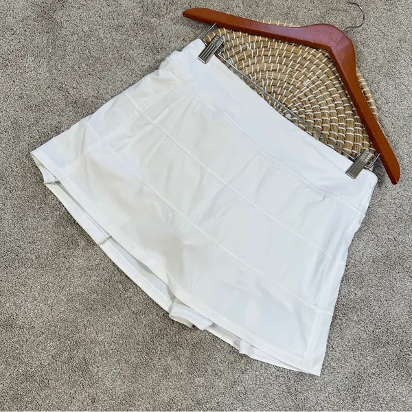 Lululemon Women’s Pace Rival Skirt Skort 4-way Stretch 15" Golf Run in White 6 - Image 5