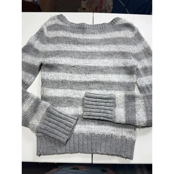 FANG Grey White Striped Fuzzy‎ Knit Crew Neck Sweater Womens Medium Pullover - Image 3