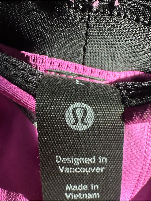167. Lululemon sz large/xlarge 2 pc set pool shorts w matching top - Image 5