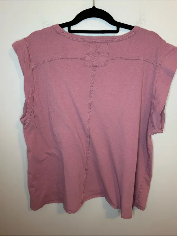 Free People We The Free XS Mauve Cotton Raw Seam Relaxed Cap Sleeve Top - Image 2