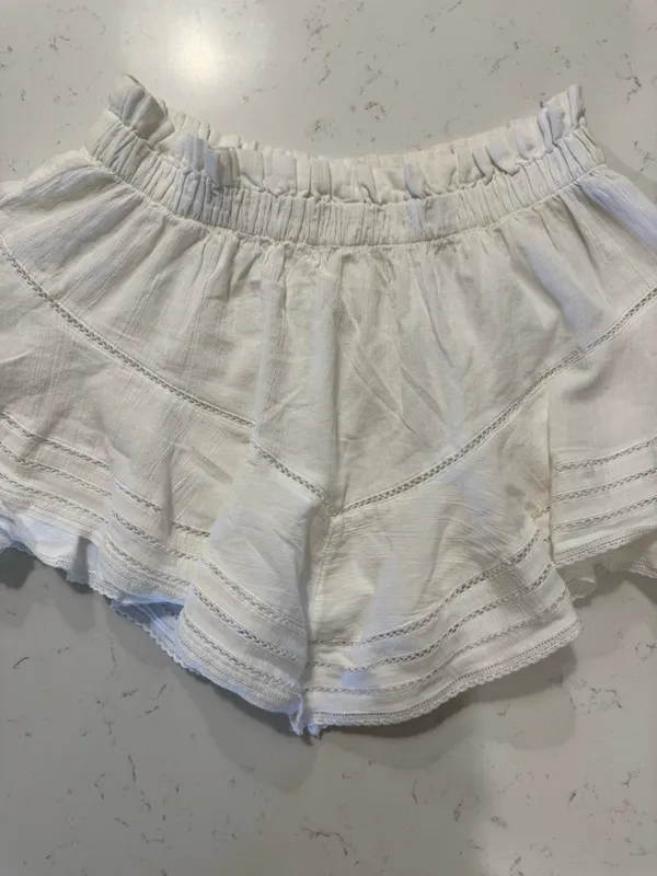Aerie White Flowy Ruffle Shorts Small Petite Boho Lounge Summer - Image 4