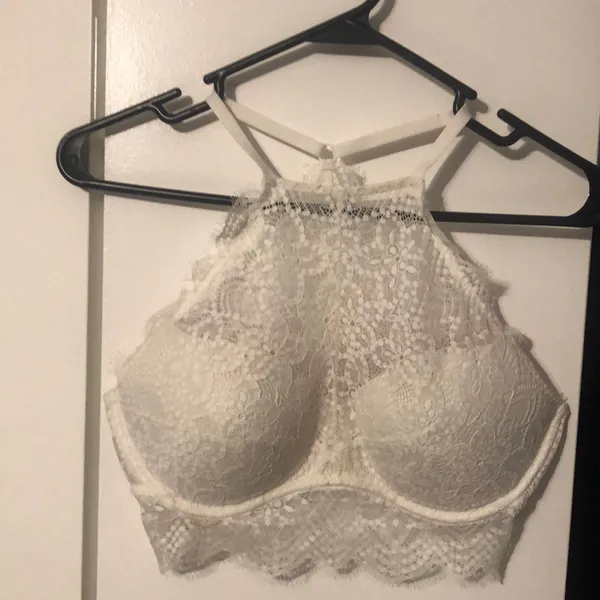 PINK Victoria's Secret Push-Up Pigeonnant Bra White Large - Image 3