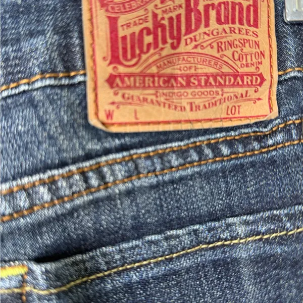 Lucky Brand Men's Dark Blue Bootcut‎ Jeans - Image 7