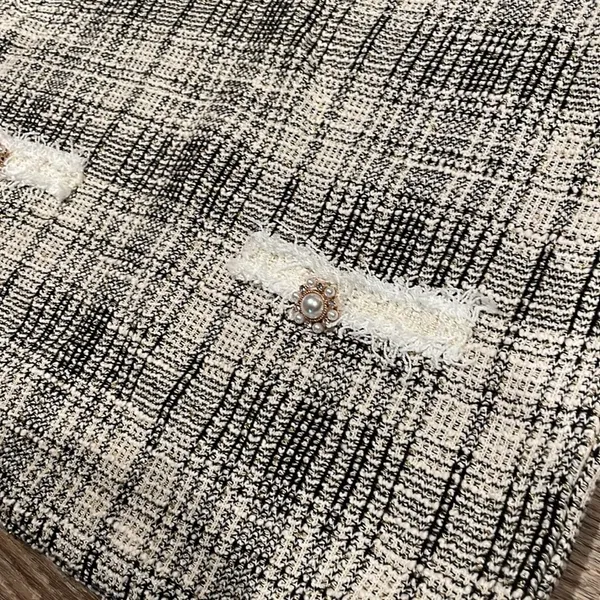 Designer Lea & Viola Tweed Top with Pearl Details Size Small Retail 110$ NWT - Image 9