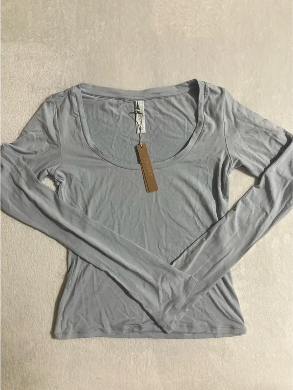 SKIMS Zen Blue Pajama Set - Image 2