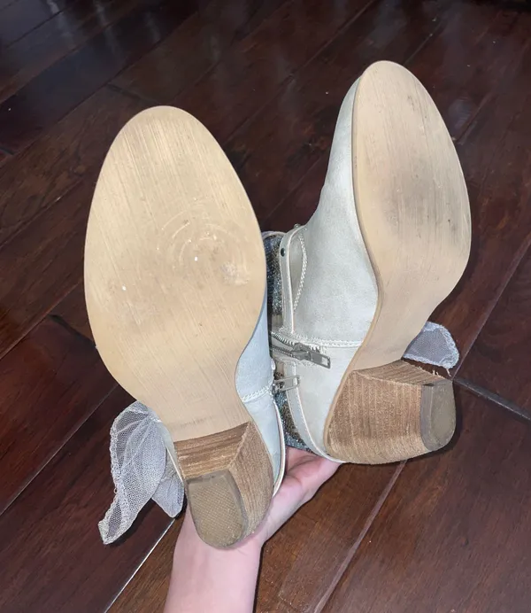 Creamy White Cowgirl Boots - Image 5