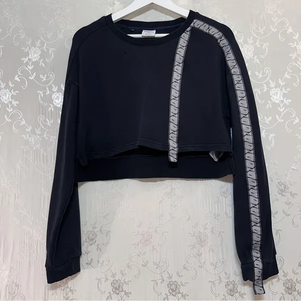 Gymshark Crop Pullover Schwarz 24/7 Cropped Black Crewneck Medium - Image 3