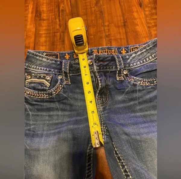 Rock Revival Celine style Bootcut Jeans are a size 28. - Image 12