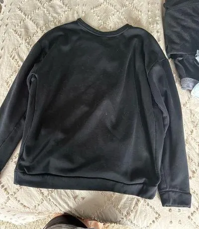 Nike Crewneck Sweatshirt - Image 2