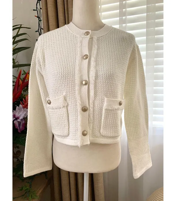 GU (Uniqlo) Fringe Double Pocket Knitted Jacket in Off White - Image 3