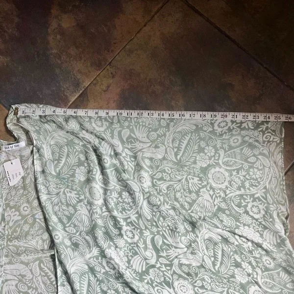 NWT Yak & Yeti Green Floral Thin Shawl Cardigan One Size - Image 5