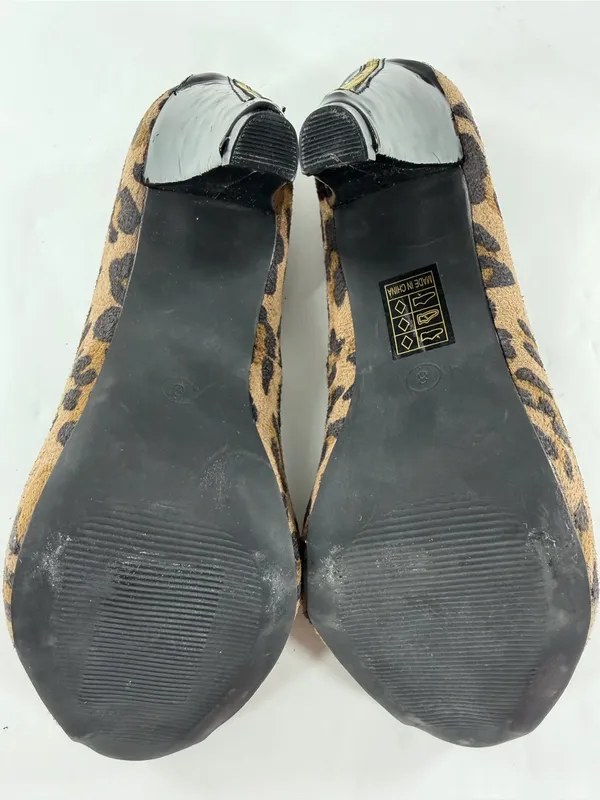 Fabulous Furs Leopard Print Peep Toe Heels Size 8 Y2K Zip Back Pumps - Image 5