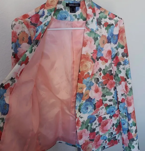 Suitblanco Floral Blazer - Image 3