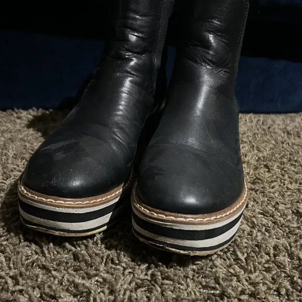 Steve‎ Madden Gasp Black Leather Platform High Tops Size 7 - Image 2