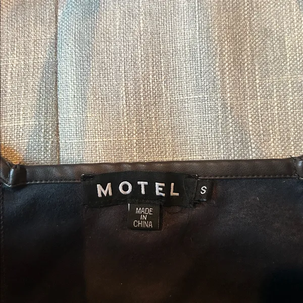 Motel Brown Faux Leather Corset Top Size Small - Image 4