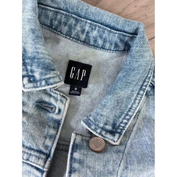 GAP Women Light Wash Denim Short Sleeve Romper Utility Button Front Size 0 NWT - Image 2