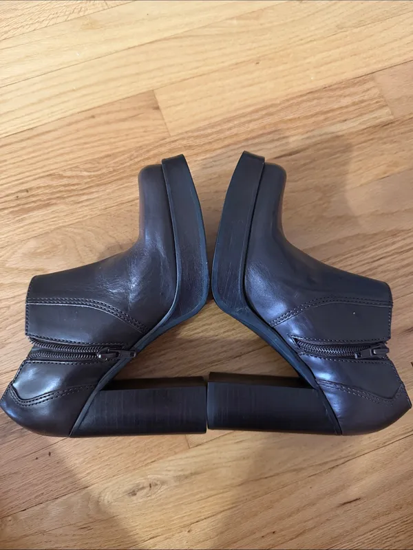 Steve Madden Brown Leather Chunky Square Toe Heeled Booties Sz 6.5 - Image 8