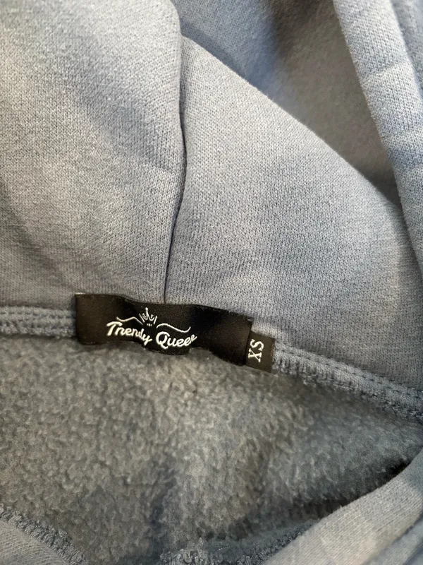 Amazon Sweatshirt - Image 3
