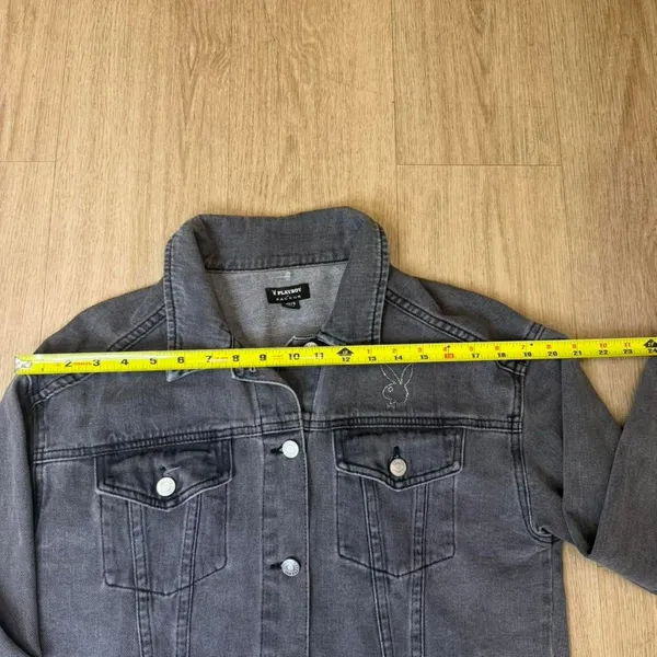 Pacsun Women's Grey and Black Jacket - Image 3