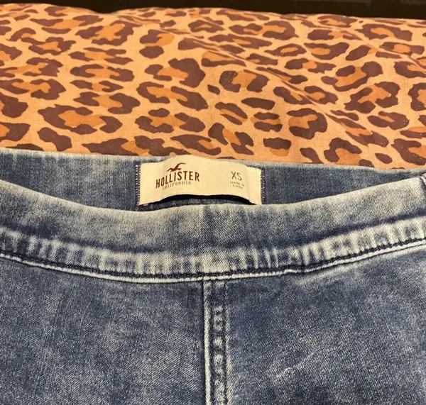 Hollister Jeggings - Image 2