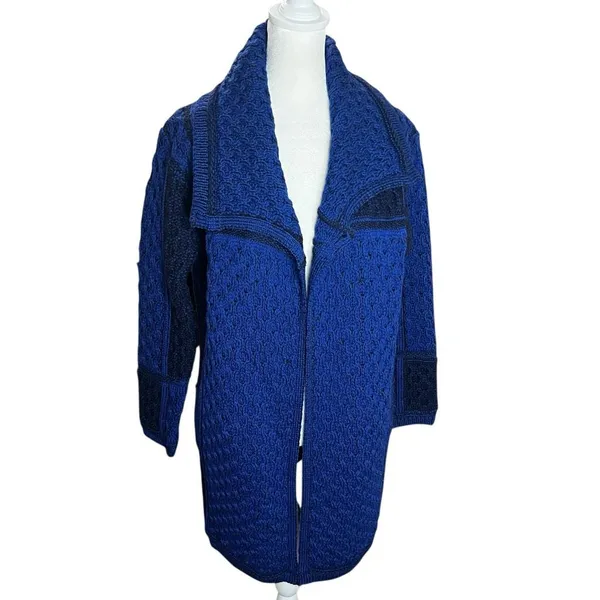 Aran Crafts Ireland 100% Merino Wool Blue Cable Knit Cardigan Jacket M - Image 2
