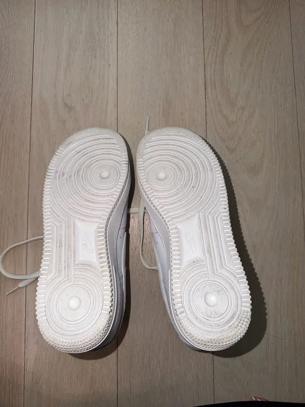 Women’s Nike Air Force 1 - Image 4
