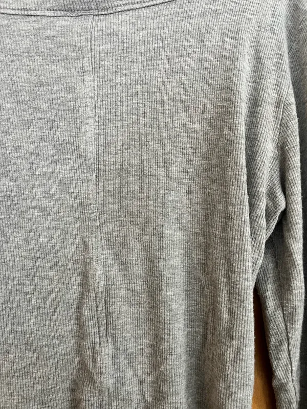 Universal Thread Long Sleeve Shirt - Image 7