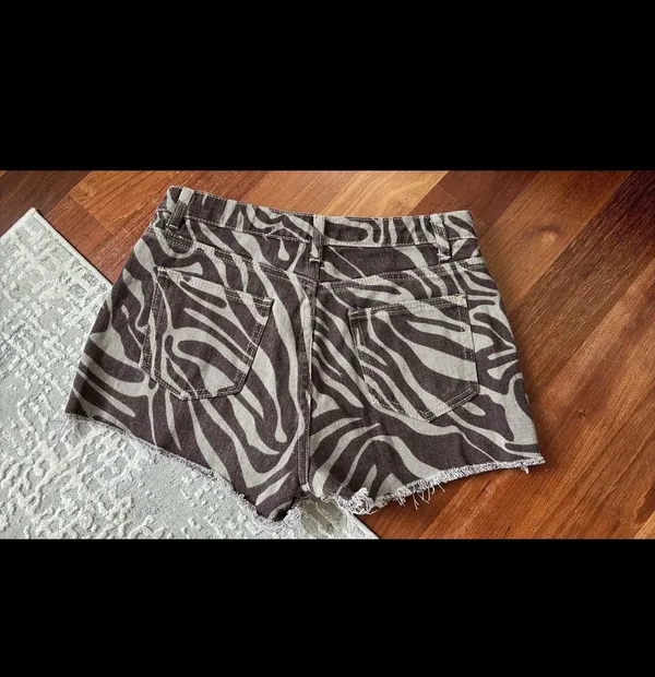 Shein Printed shorts - Image 3