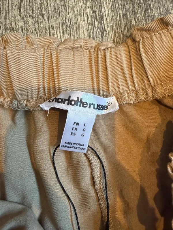 Charlotte Russe Womens Large Tan Brown Dress Shorts Golf Shorts Ties in Front - Image 3