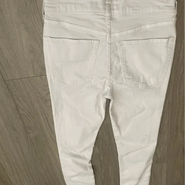 Free People White Distressed Skinny Jeans - Image 3