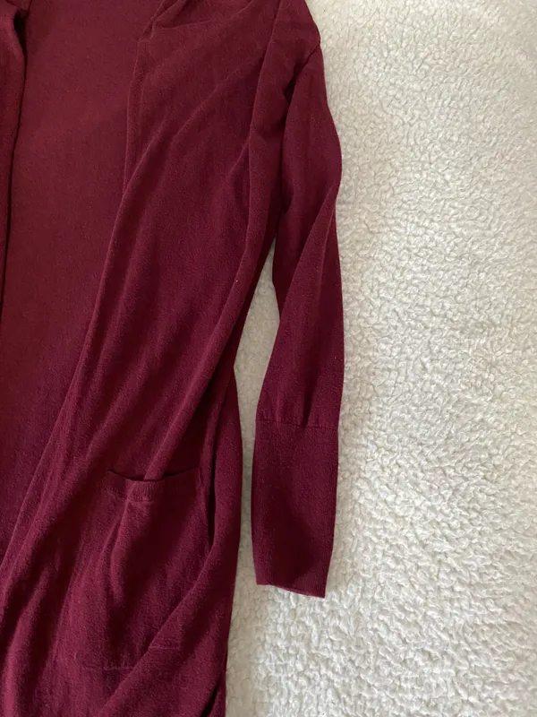 Old Navy Maroon Sweater - Image 5